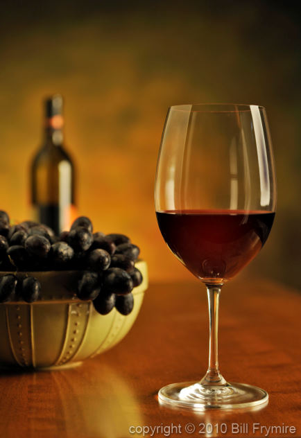 drink-glass-red-wine-grapes