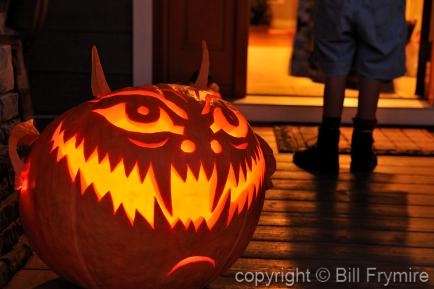 child trick or treating at Halloween