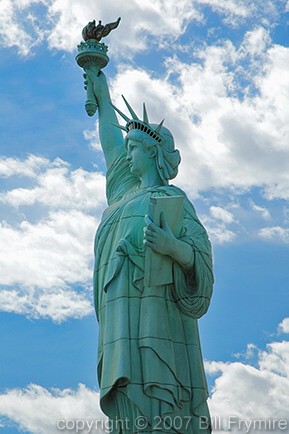 replica of the statue of liberty
