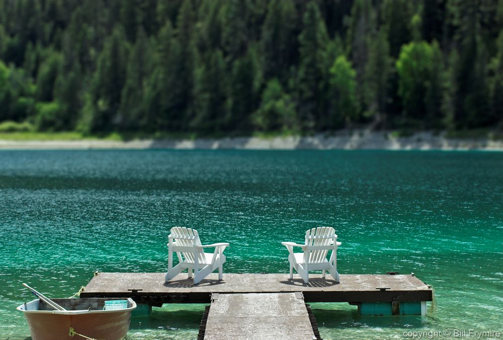 http://www.billfrymire.com/gallery/weblarge/relax-dock-chairs-lake.jpg